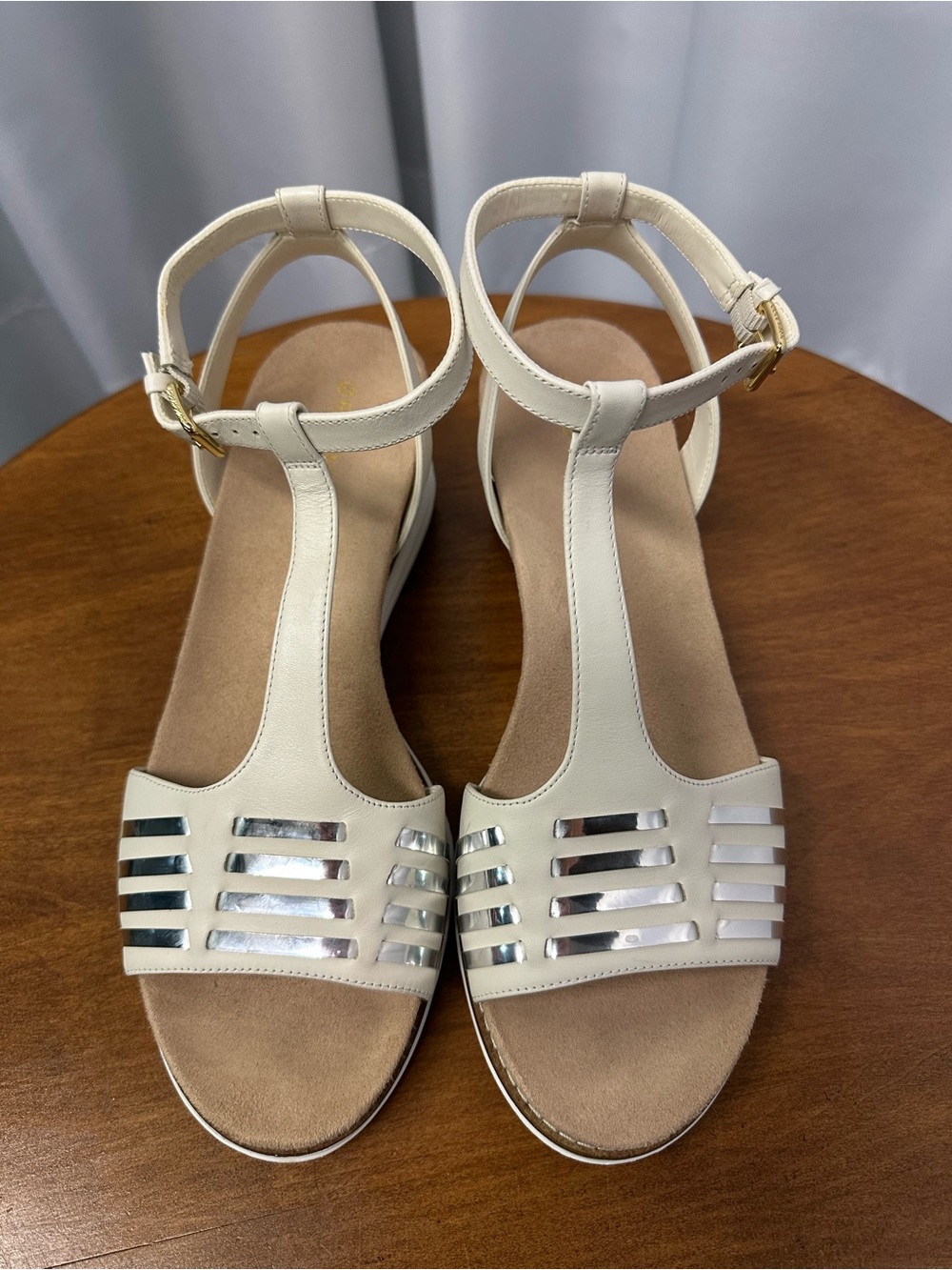 Cole Haan original grand white leather T-Strap Wedge Sandals size 8